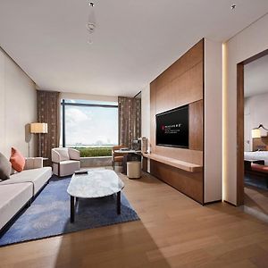 Two-Bedroom Suite One King Two Twin Beds River View